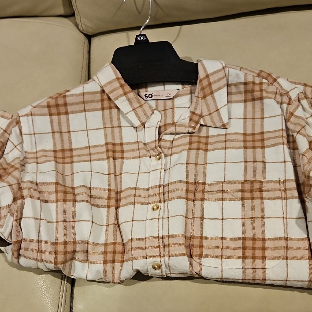 SO Women's Plaid Button-Down Shirt - Tan and White - Picture 6 of 6